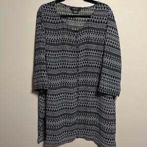 Size 22 Michel Studio sheer tunic blouse